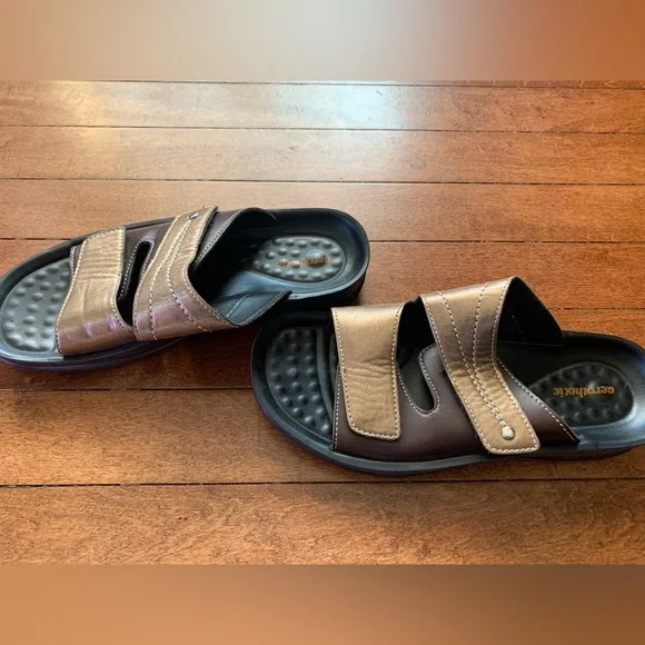 Aerothotic Tinkle Women's brown and bronze sandals size 6 6 1/2 - Picture 2 of 5